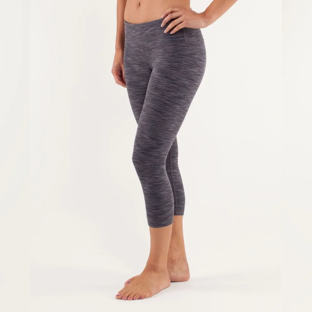 2012 Lululemon Wunder Under Crop Space Dye Black Coal Size 4 High Rise
